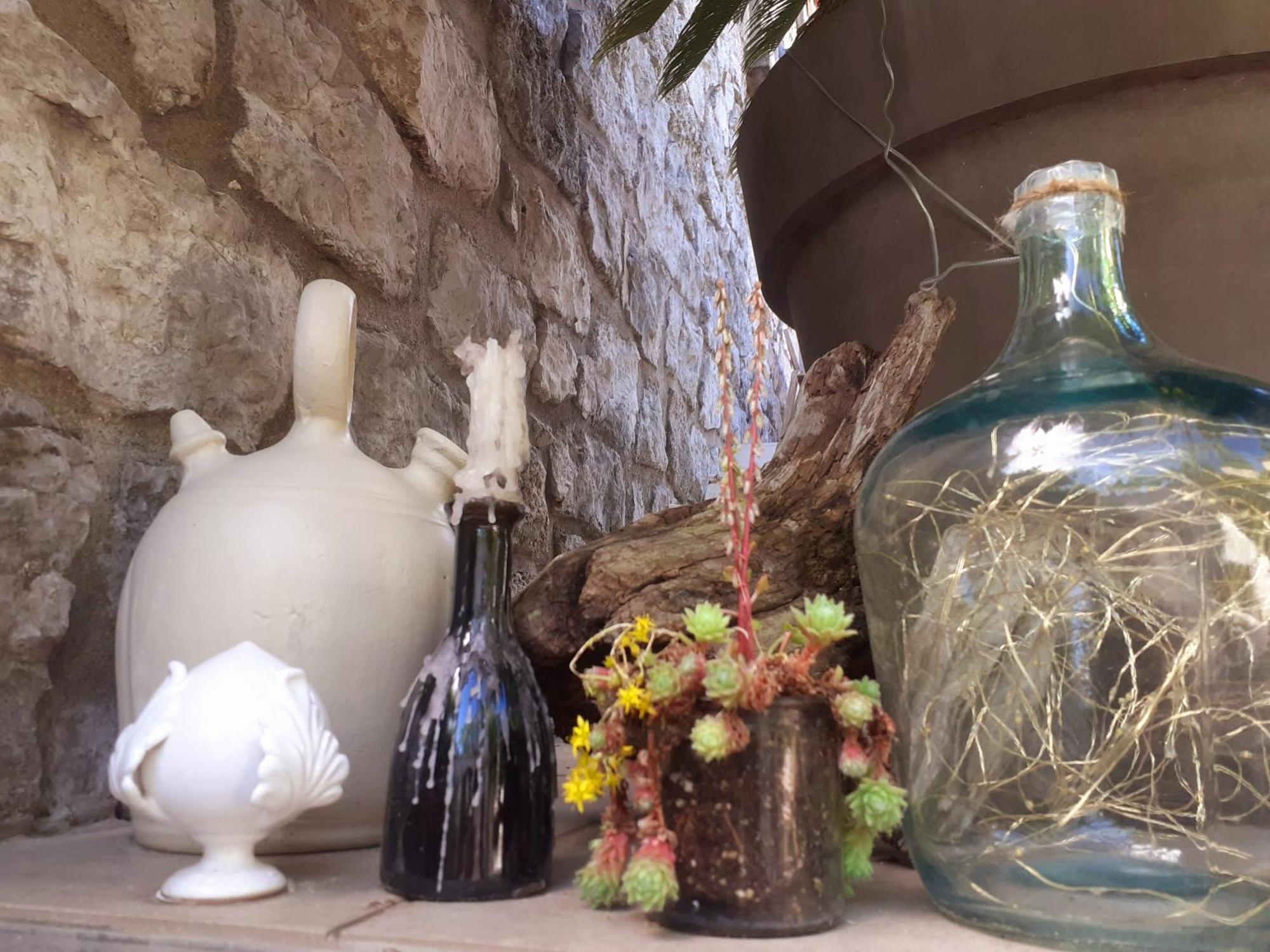 Sous Le Tilleul A Ruoms Dış mekan fotoğraf